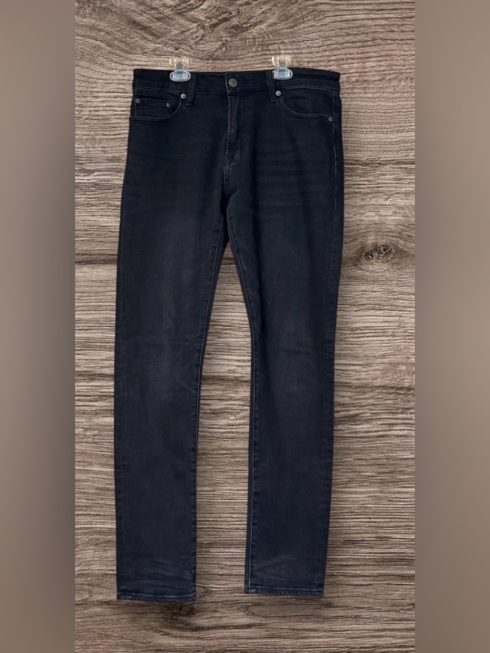 Mott & Bow STRAIGHT STONE JEANS SZ 31/32